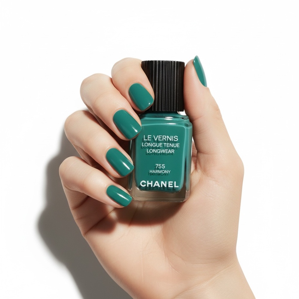 CHANEL Le Vernis Nail Polish in Harmony Teal #755 Set of Two NEW - Picture 3 of 13